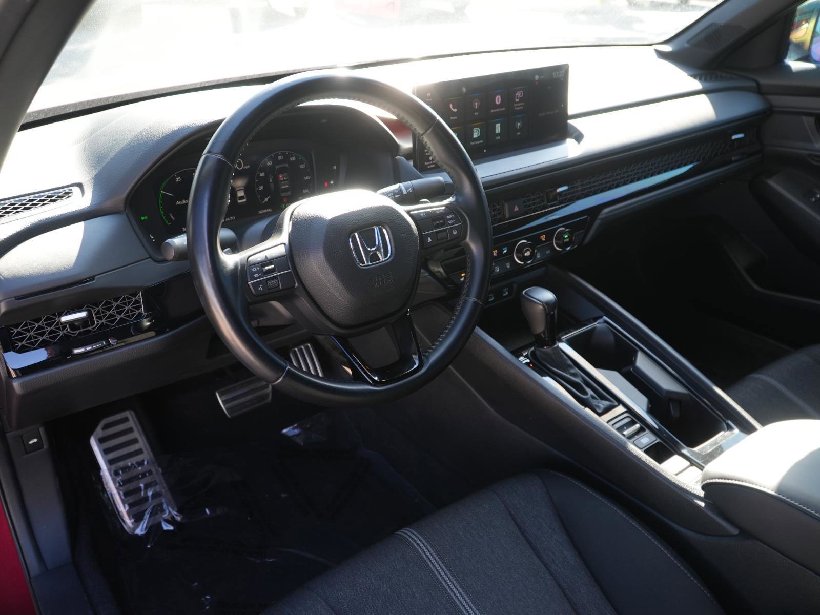 Used 2023 Honda Accord Sport image 13
