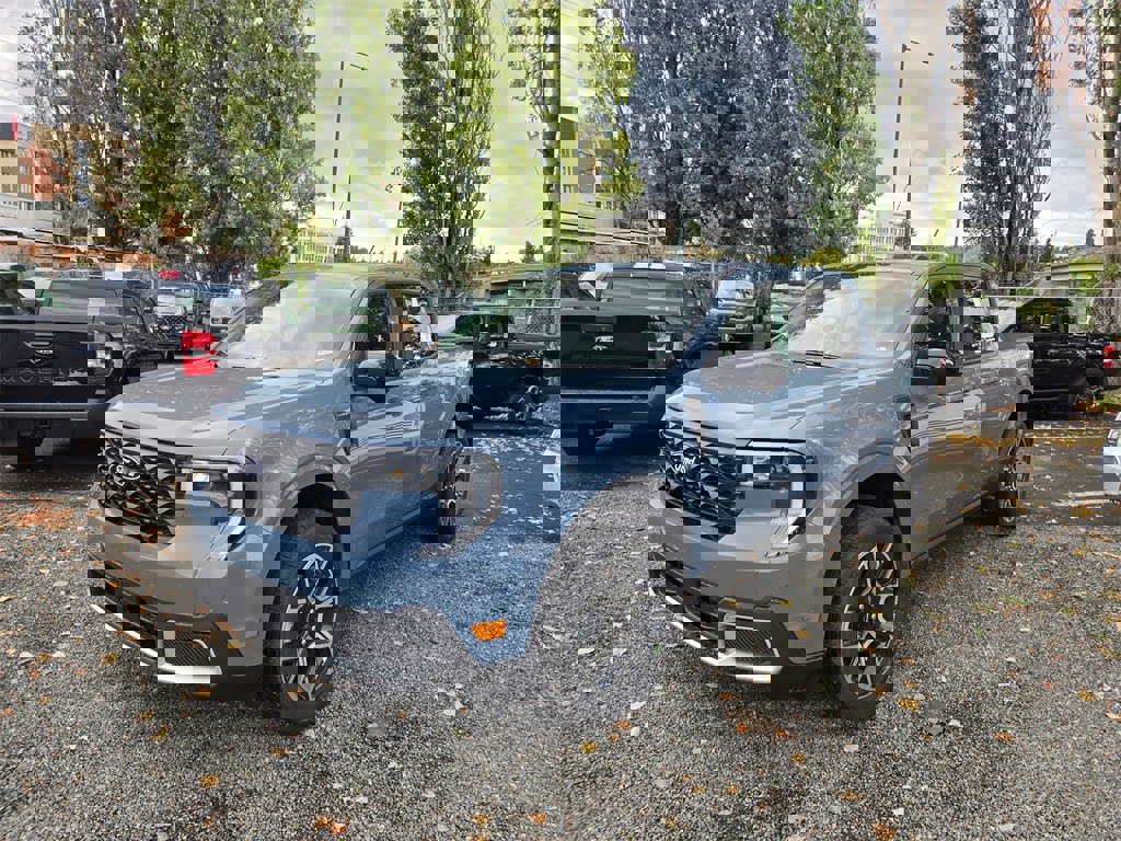 New 2025 Ford Maverick Lariat