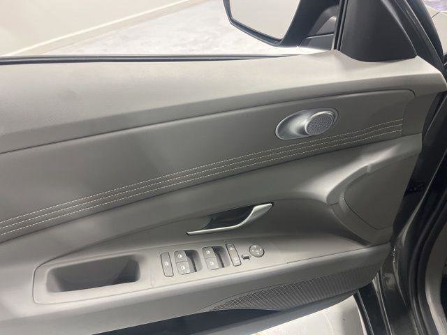 New 2026 Hyundai Elantra Sport w/ Cargo Package image 6