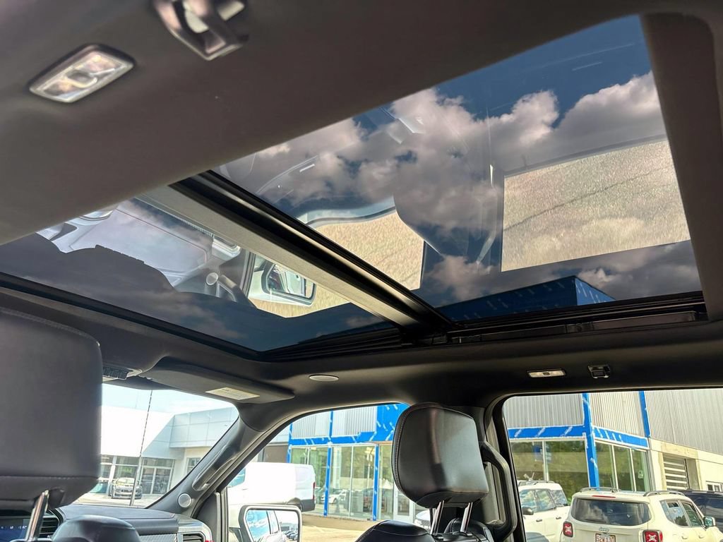 Used 2025 Ford F150 Raptor AWD/4WD image 11