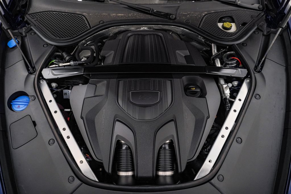 New 2026 Porsche Panamera 4 AWD/4WD image 29