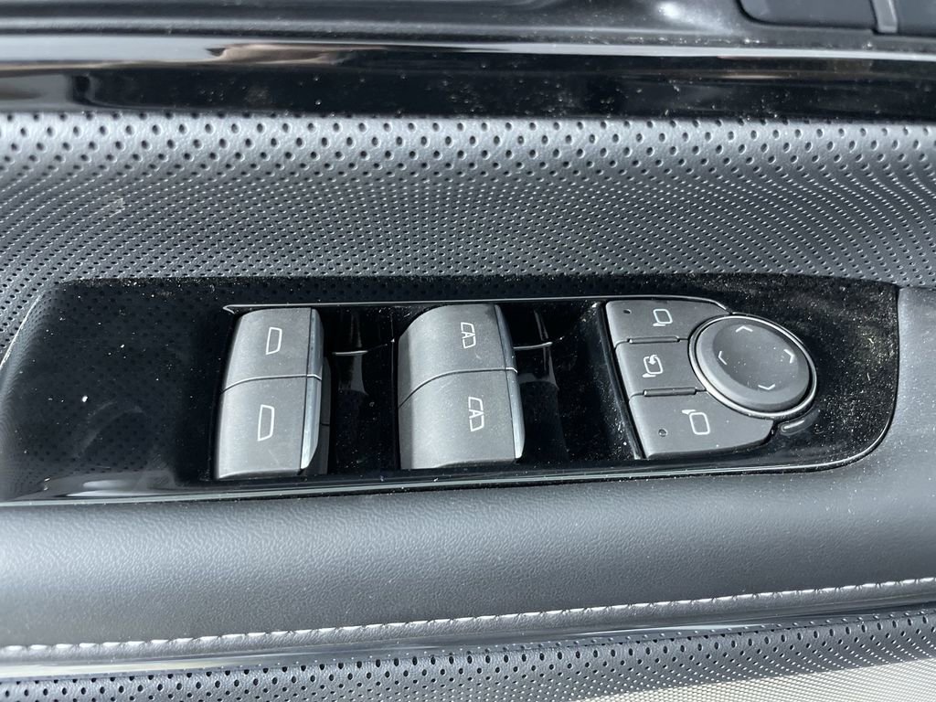 New 2025 GMC Sierra EV Denali image 23