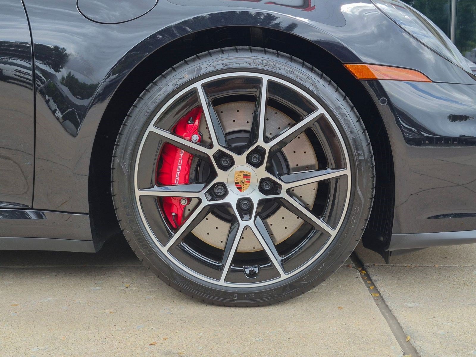 Certified 2026 Porsche 911 Carrera 4S AWD/4WD image 24
