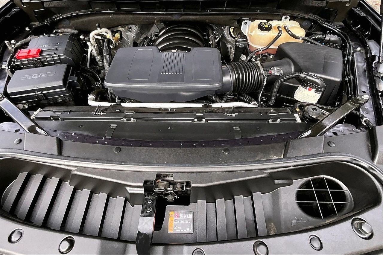 Used 2022 Chevrolet Tahoe Z71 w/ Luxury Package image 26