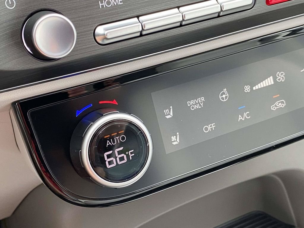New 2026 Hyundai Palisade SEL Premium FWD image 21