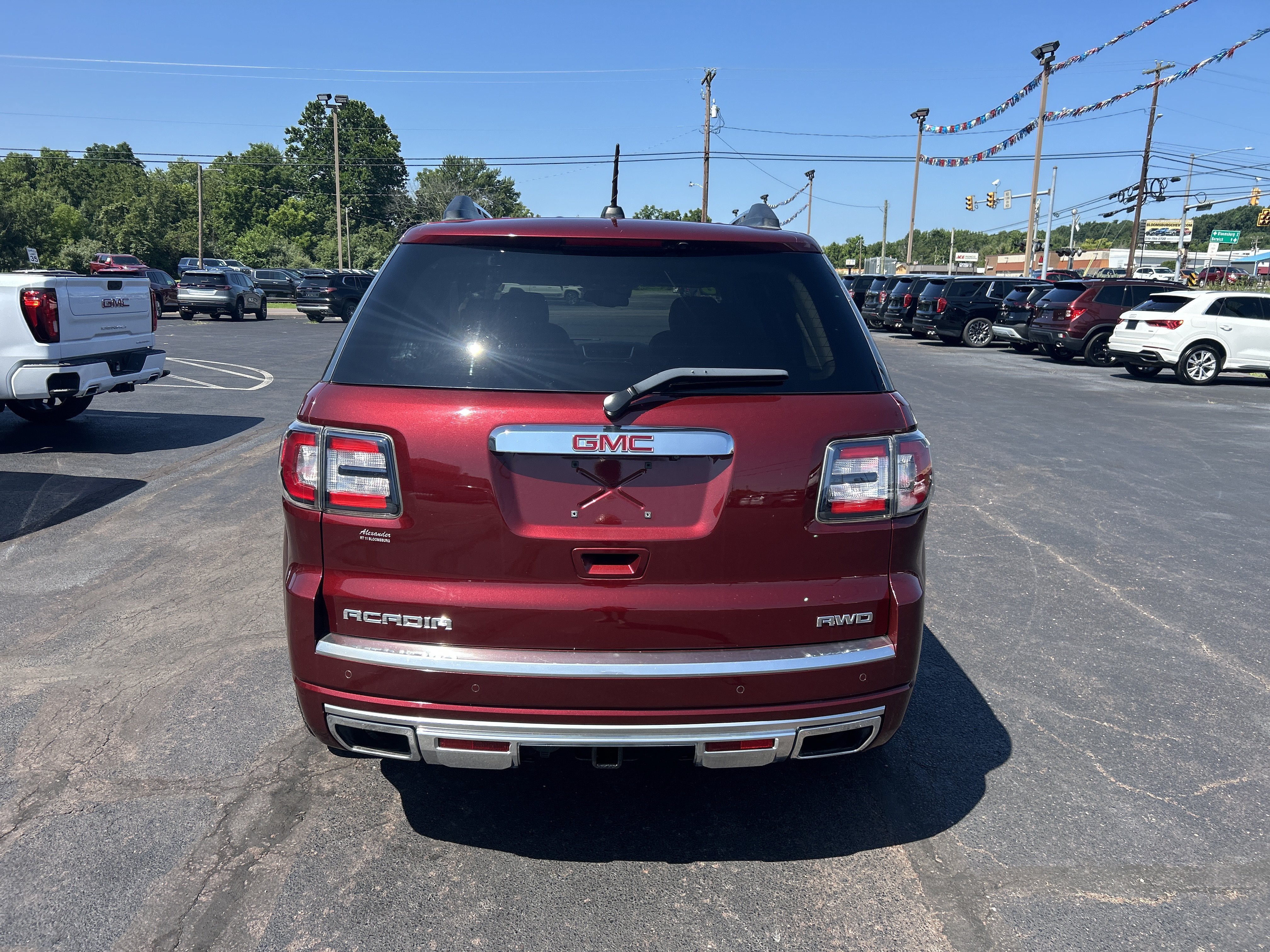 Used 2016 GMC Acadia Denali AWD/4WD video 4