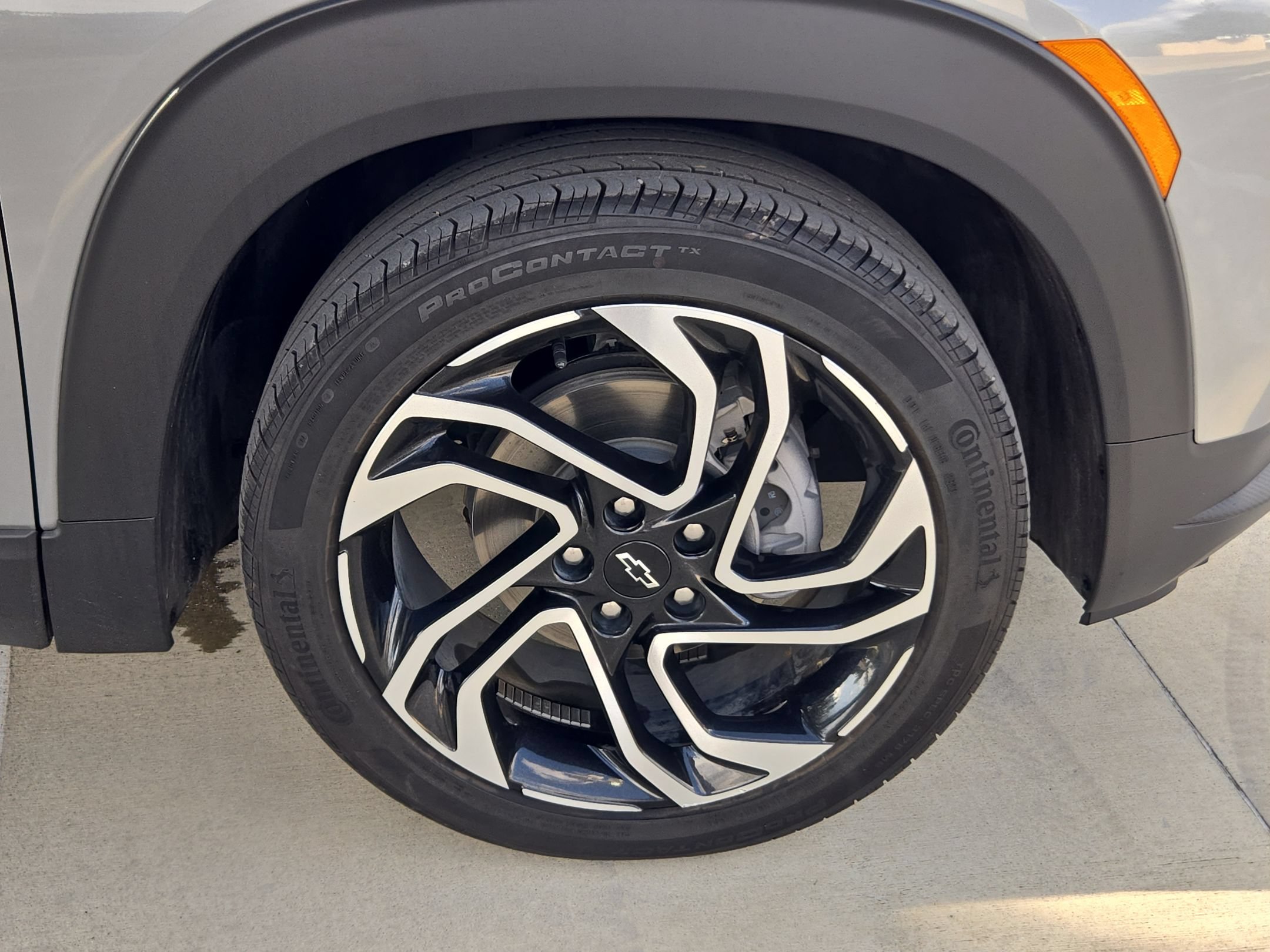Certified 2024 Chevrolet TrailBlazer RS w/ Convenience Package FWD image 26