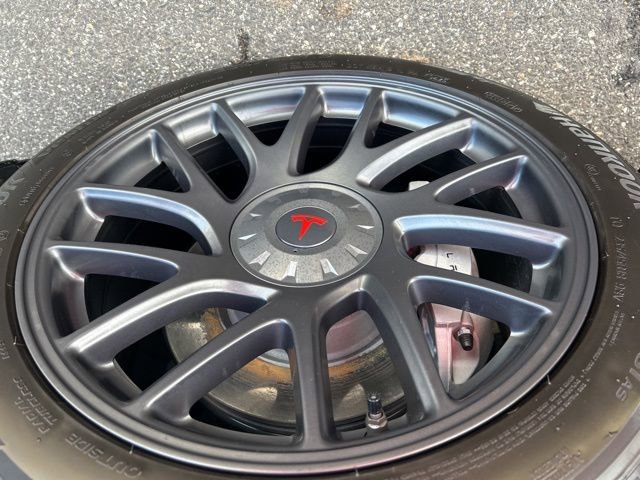 Used 2025 Tesla Model 3 Long Range image 9