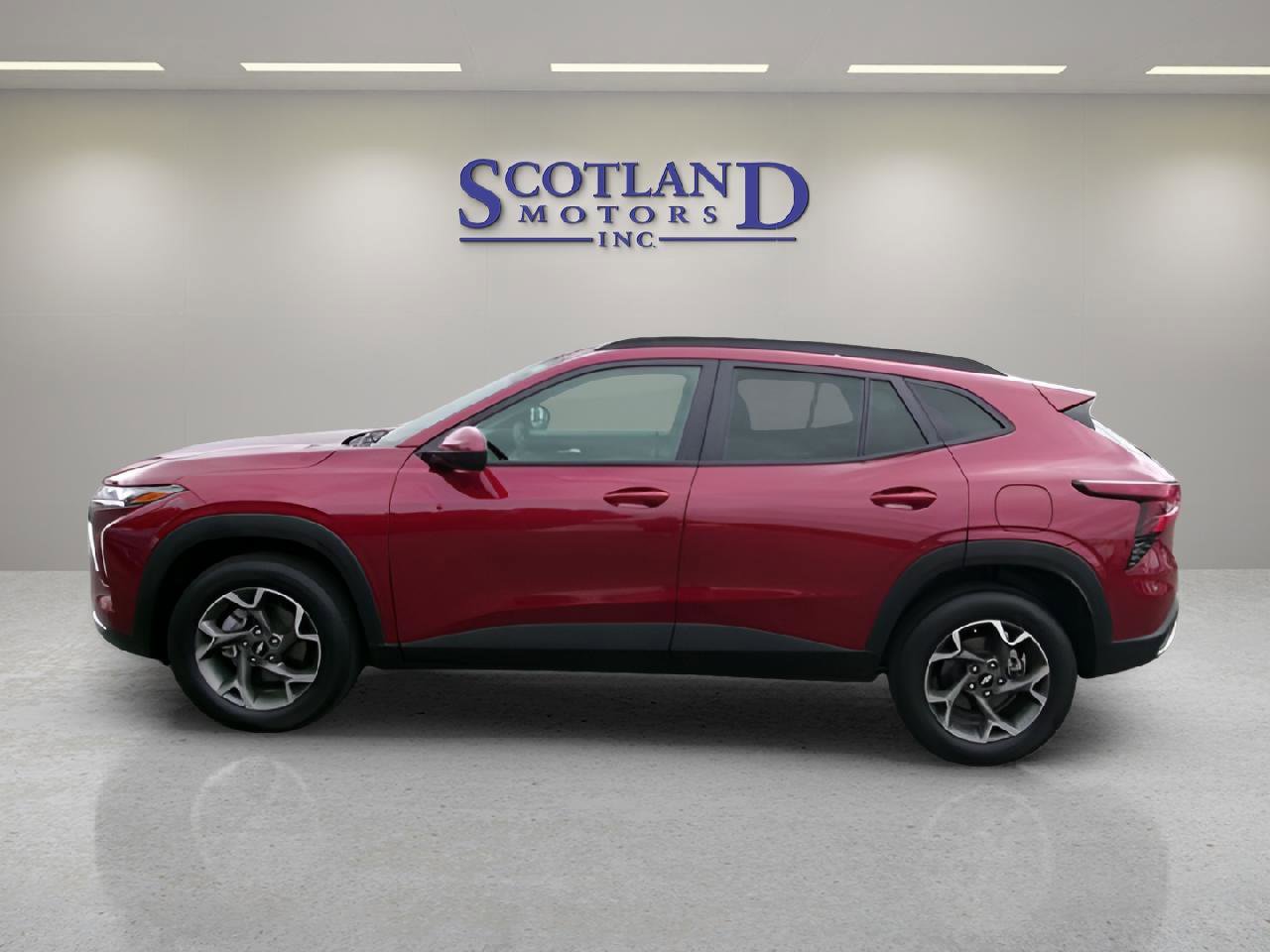 Used 2024 Chevrolet Trax LT image 1