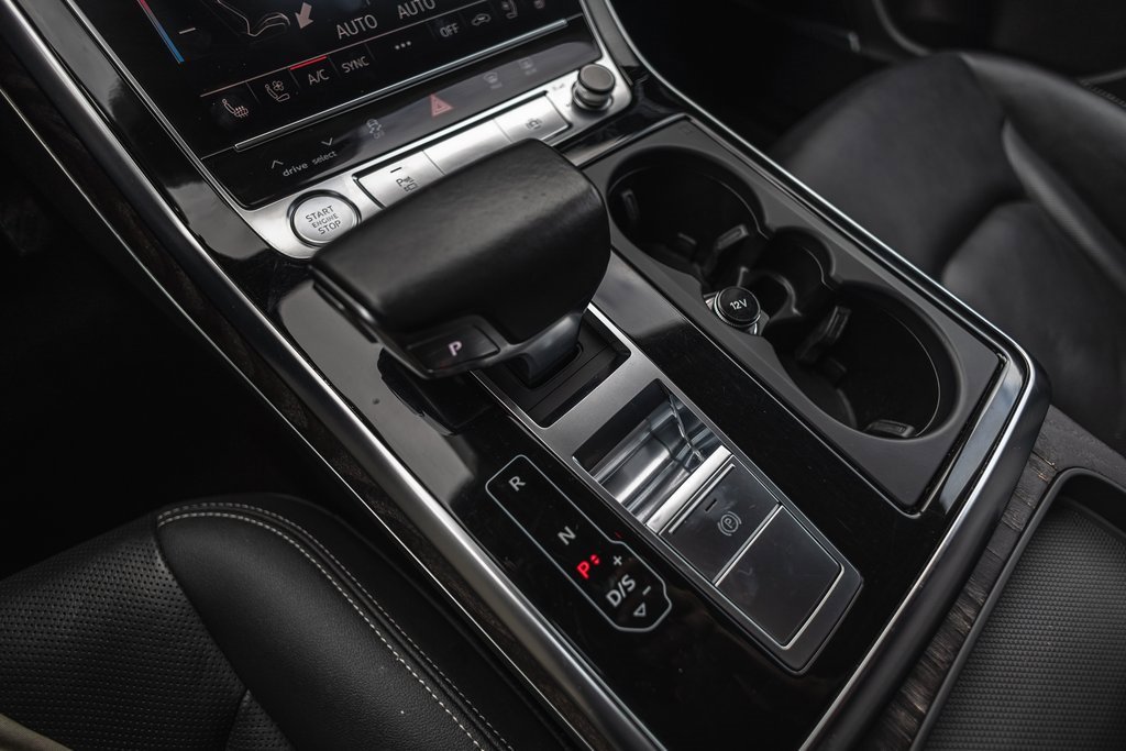 Used 2019 Audi Q8 Prestige w/ Adaptive Chassis Package image 17