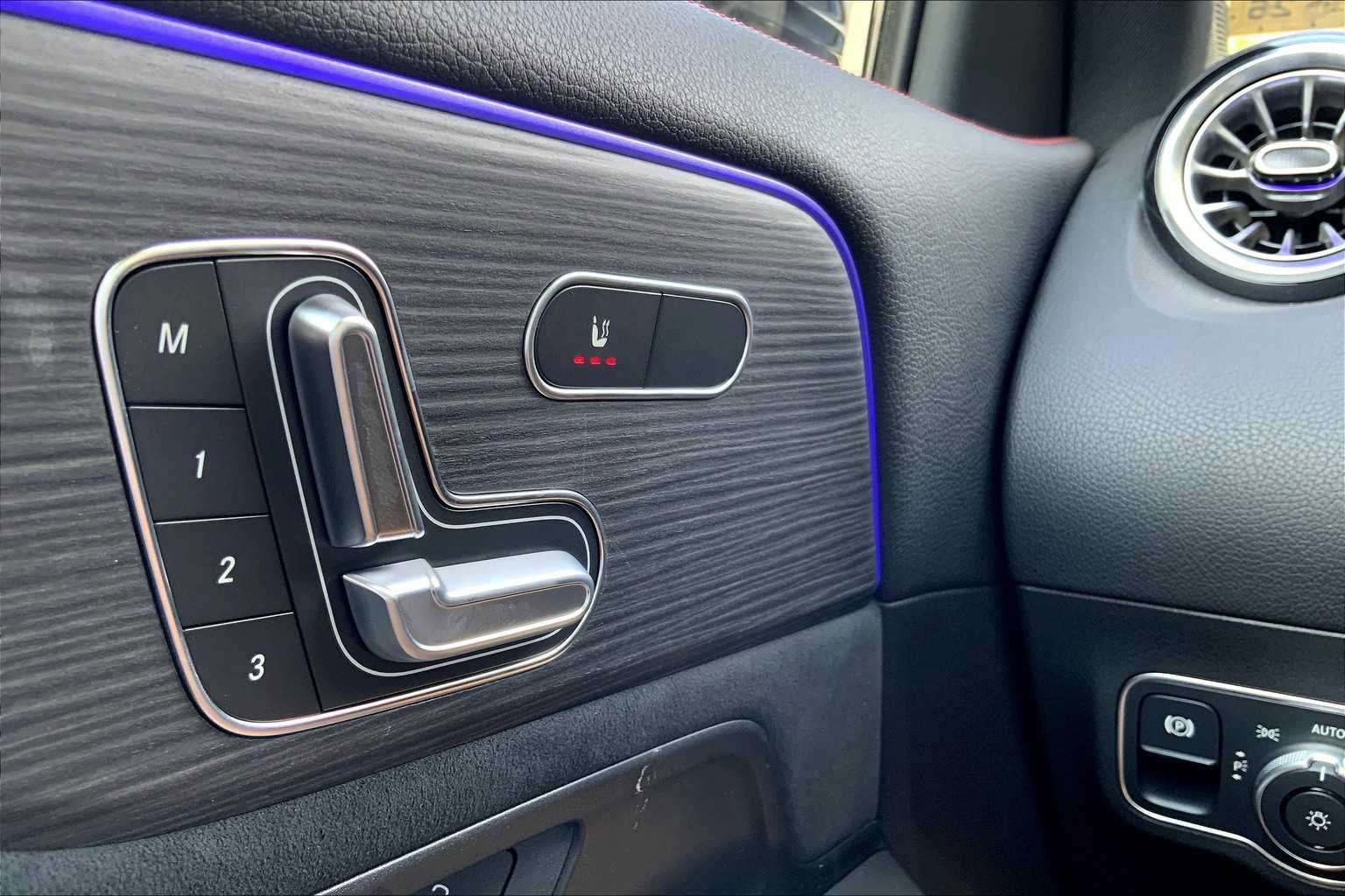 New 2026 Mercedes-Benz GLA 250 GLA 250 image 24