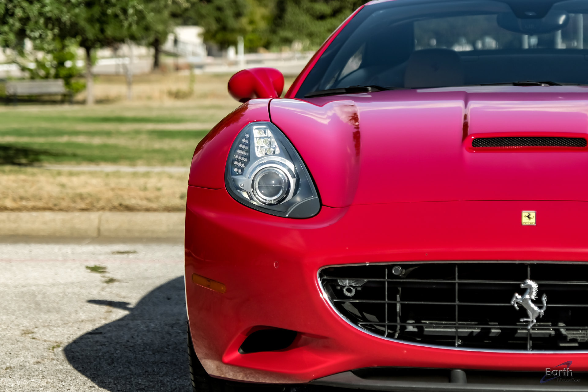 Used 2014 Ferrari California RWD image 36