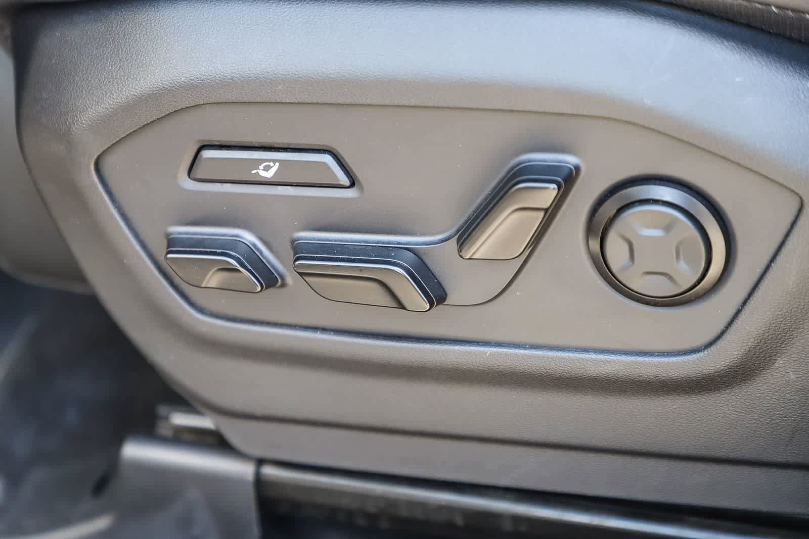 Used 2025 Hyundai Santa Fe Calligraphy FWD image 20