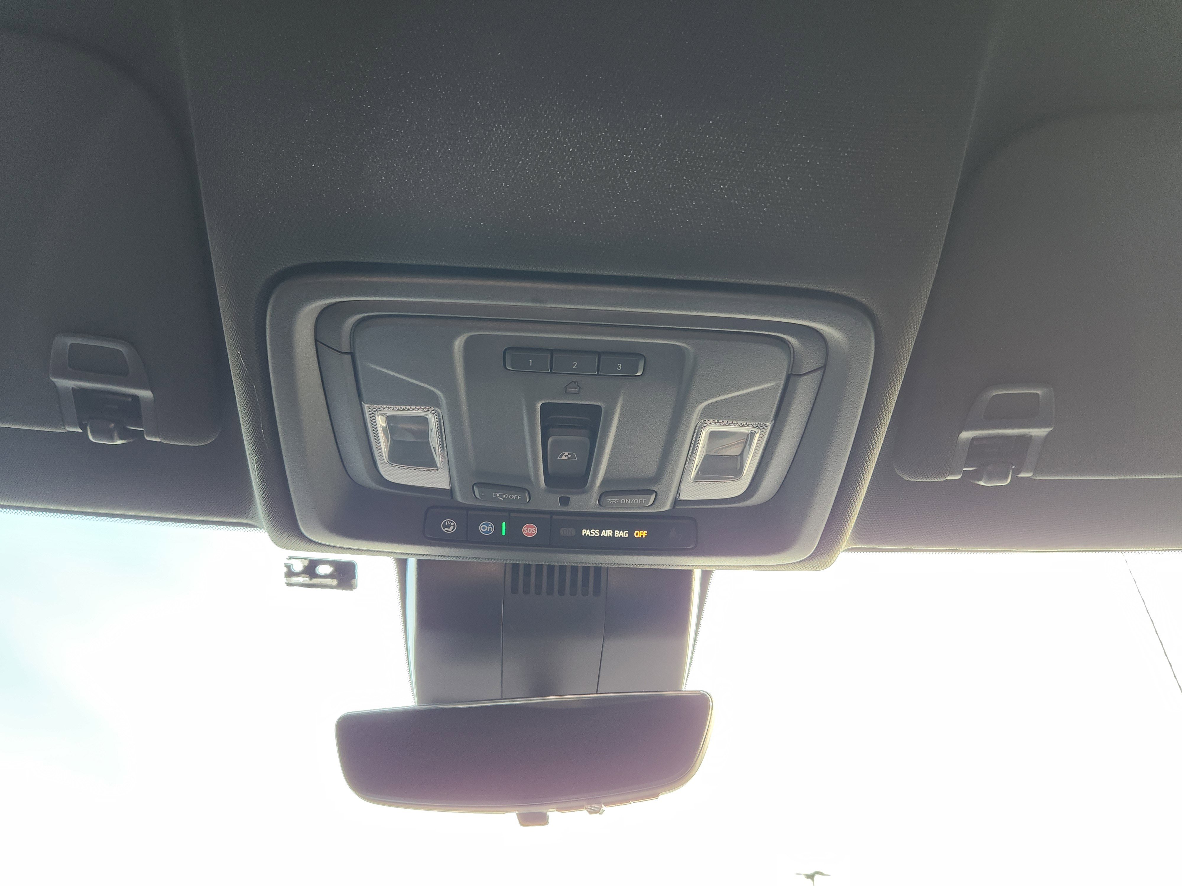 Used 2025 GMC Sierra 1500 AT4 w/ AT4 Premium Package AWD/4WD image 20