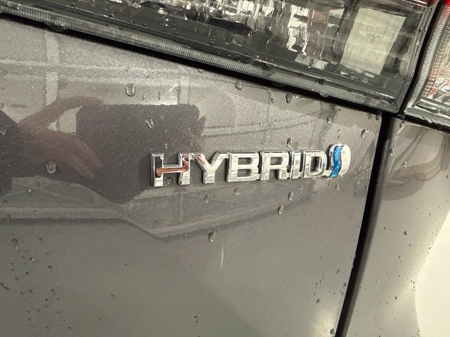 Used 2022 Toyota Highlander XLE AWD/4WD image 11