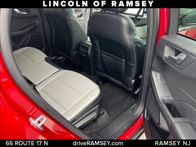 Used 2023 Ford Escape Platinum image 20