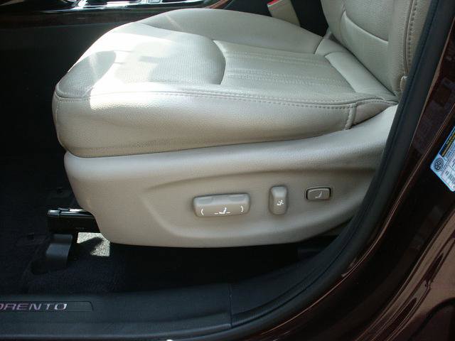 Used 2015 Kia Sorento EX w/ EX V6 Touring Package AWD/4WD image 15
