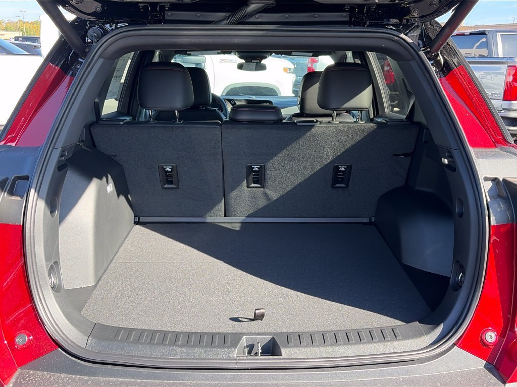 New 2027 Chevrolet Equinox RS w/ Convenience Package III FWD image 7