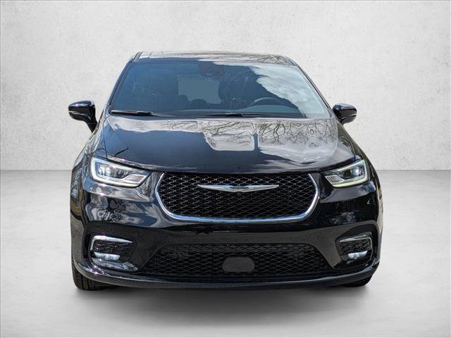 New 2026 Chrysler Pacifica Limited image 6