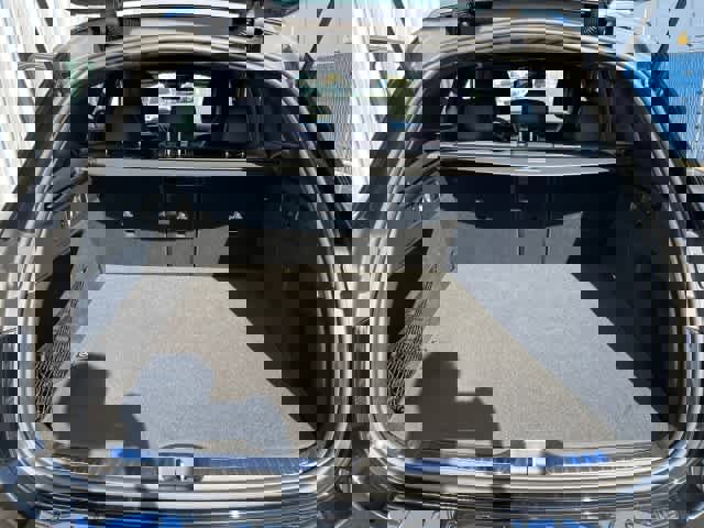 Used 2025 Mercedes-Benz GLC 300 GLC 300 image 10