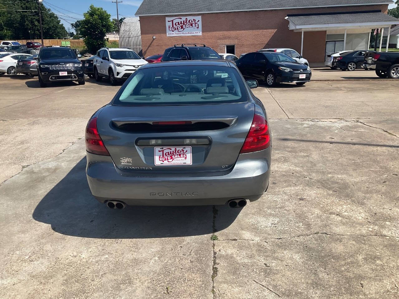 Used 2005 Pontiac Grand Prix GT w/ Leather Trim Package FWD image 4