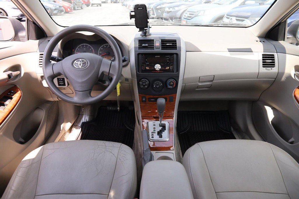 Used 2009 Toyota Corolla XLE FWD image 16