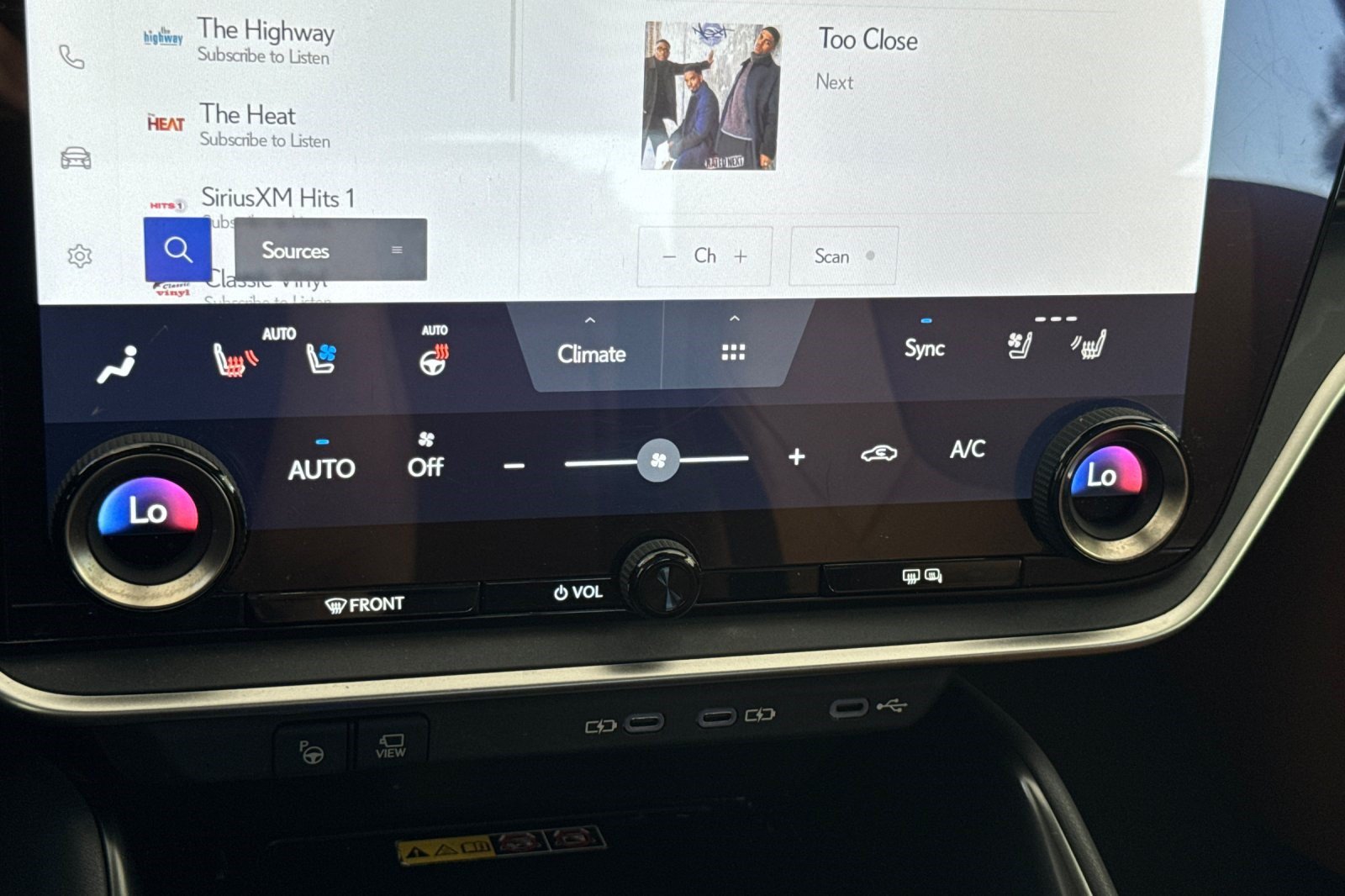 Certified 2023 Lexus RZ 450e Premium w/ Technology Package AWD/4WD image 26