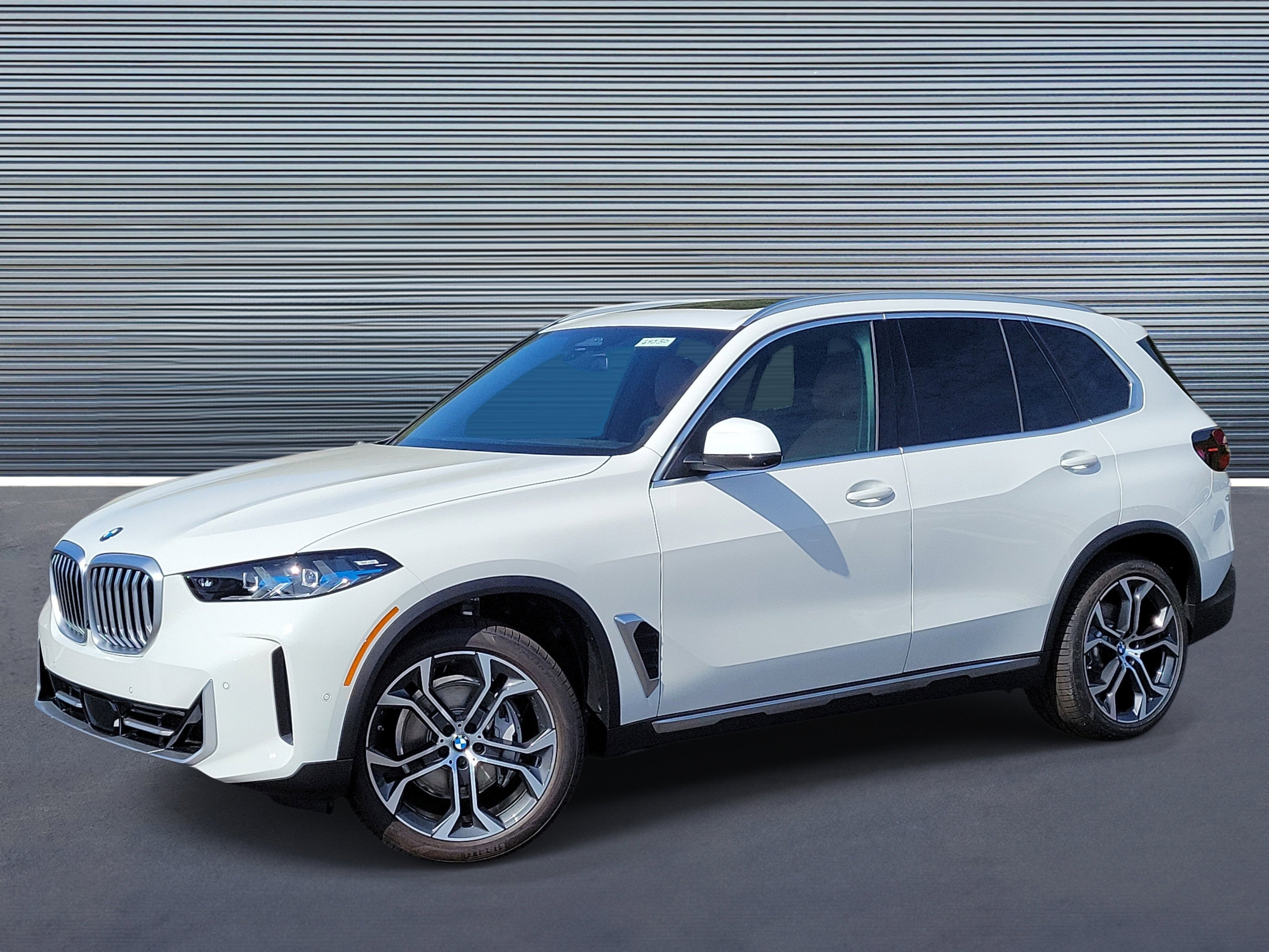 New 2026 BMW X5 xDrive40i w/ Climate Comfort Package image 1