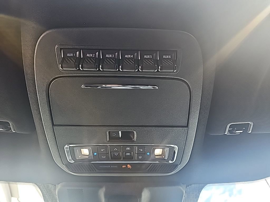 Used 2023 Ford F150 Raptor w/ Raptor Carbon Fiber Package AWD/4WD image 24
