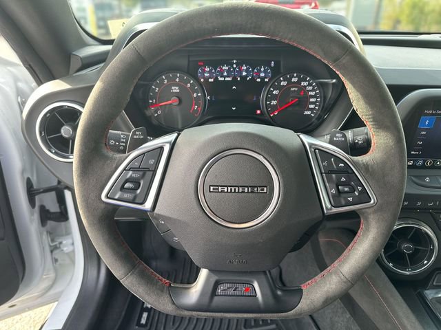 Used 2019 Chevrolet Camaro ZL1 image 15