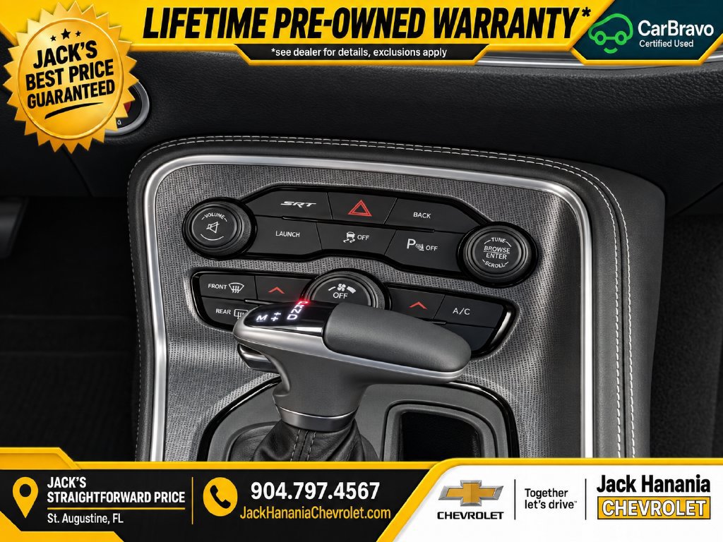 Used 2015 Dodge Challenger SRT RWD image 16