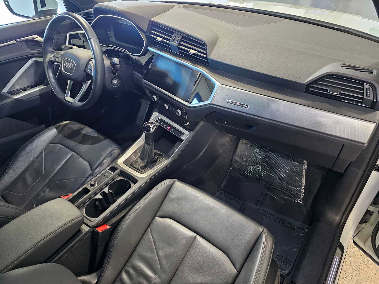 Used 2022 Audi Q3 2.0T Premium w/ Convenience Package image 11