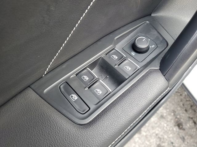 Certified 2023 Volkswagen Tiguan SE image 14