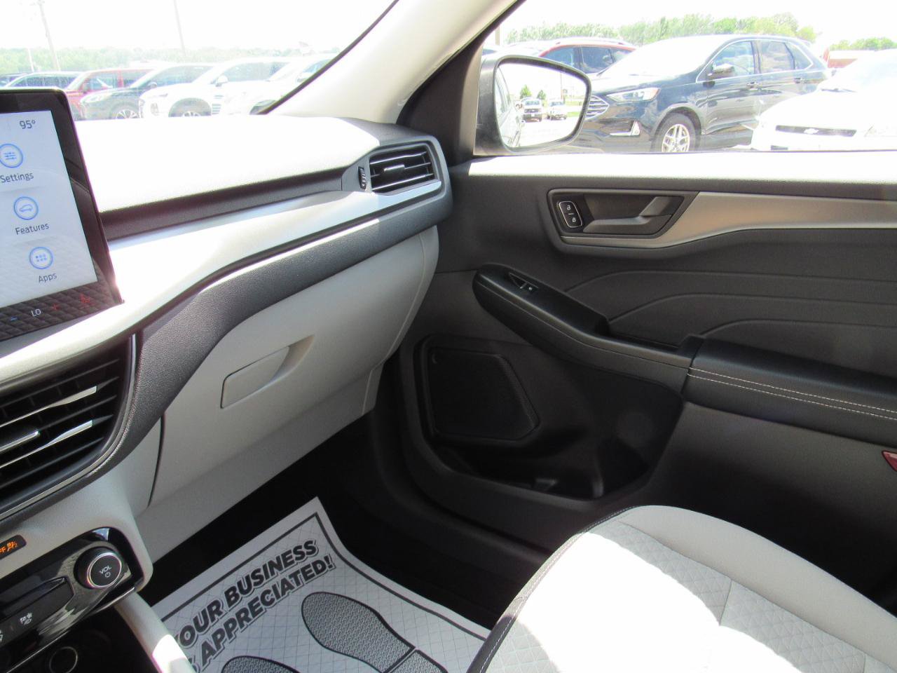 Used 2023 Ford Escape Active w/ Tech Pack #1 AWD/4WD image 24