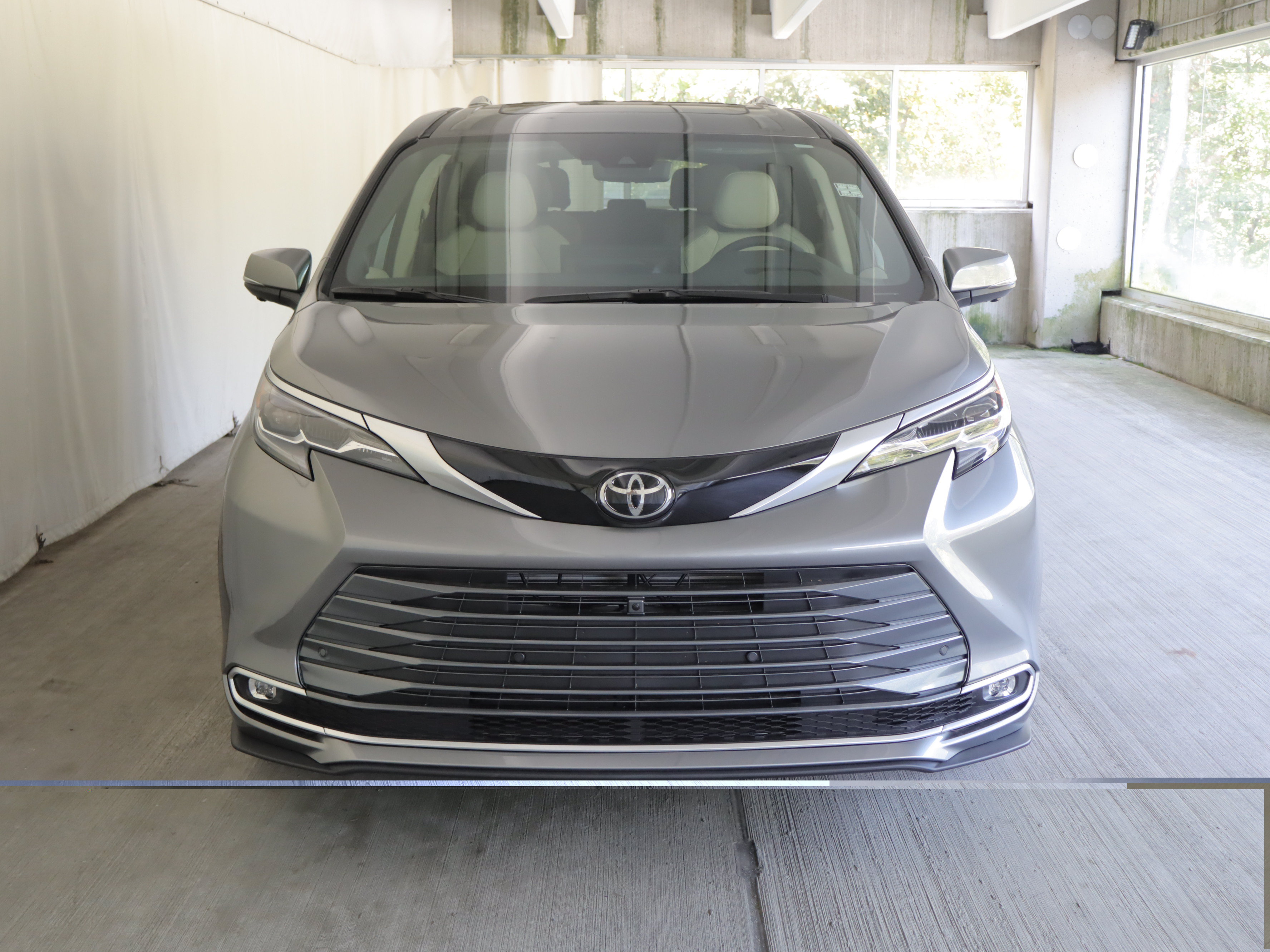 New 2026 Toyota Sienna Platinum AWD/4WD image 7