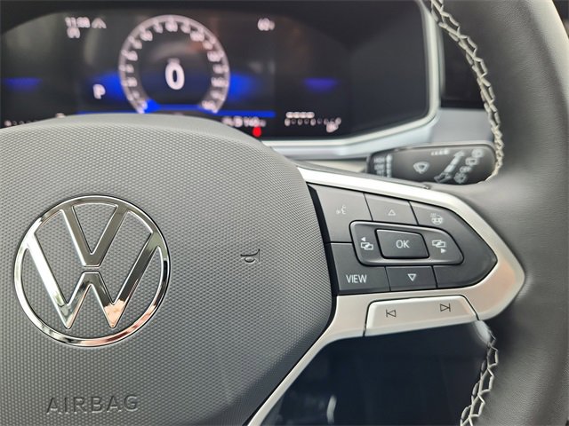 New 2025 Volkswagen Taos SE image 12