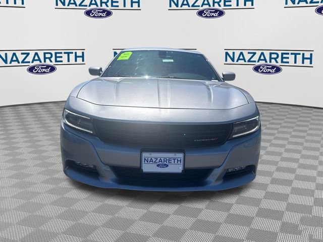 Used 2018 Dodge Charger SXT Plus RWD image 2