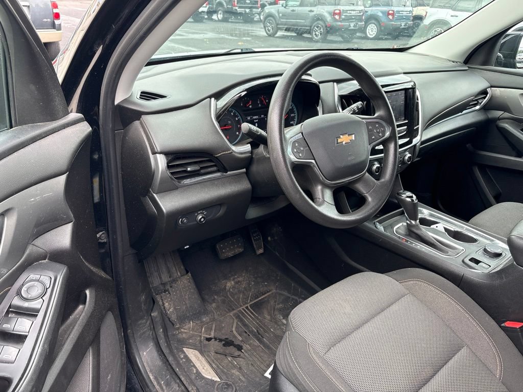 Used 2020 Chevrolet Traverse LS AWD/4WD image 7