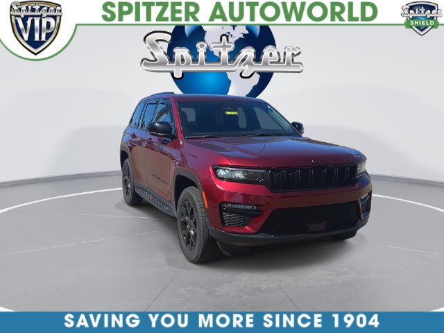 Used 2024 Jeep Grand Cherokee Altitude AWD/4WD image 6