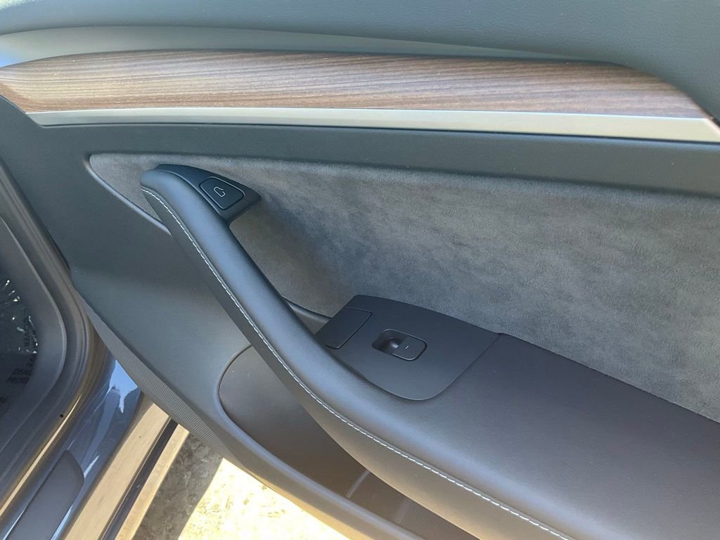 Used 2023 Tesla Model 3 Standard Range image 72