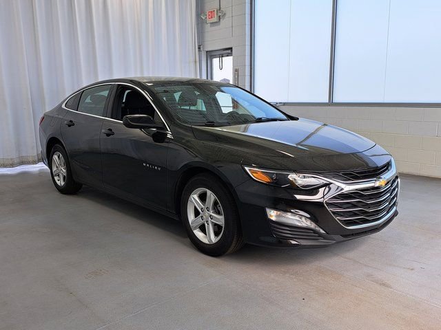 Used 2024 Chevrolet Malibu LT image 4