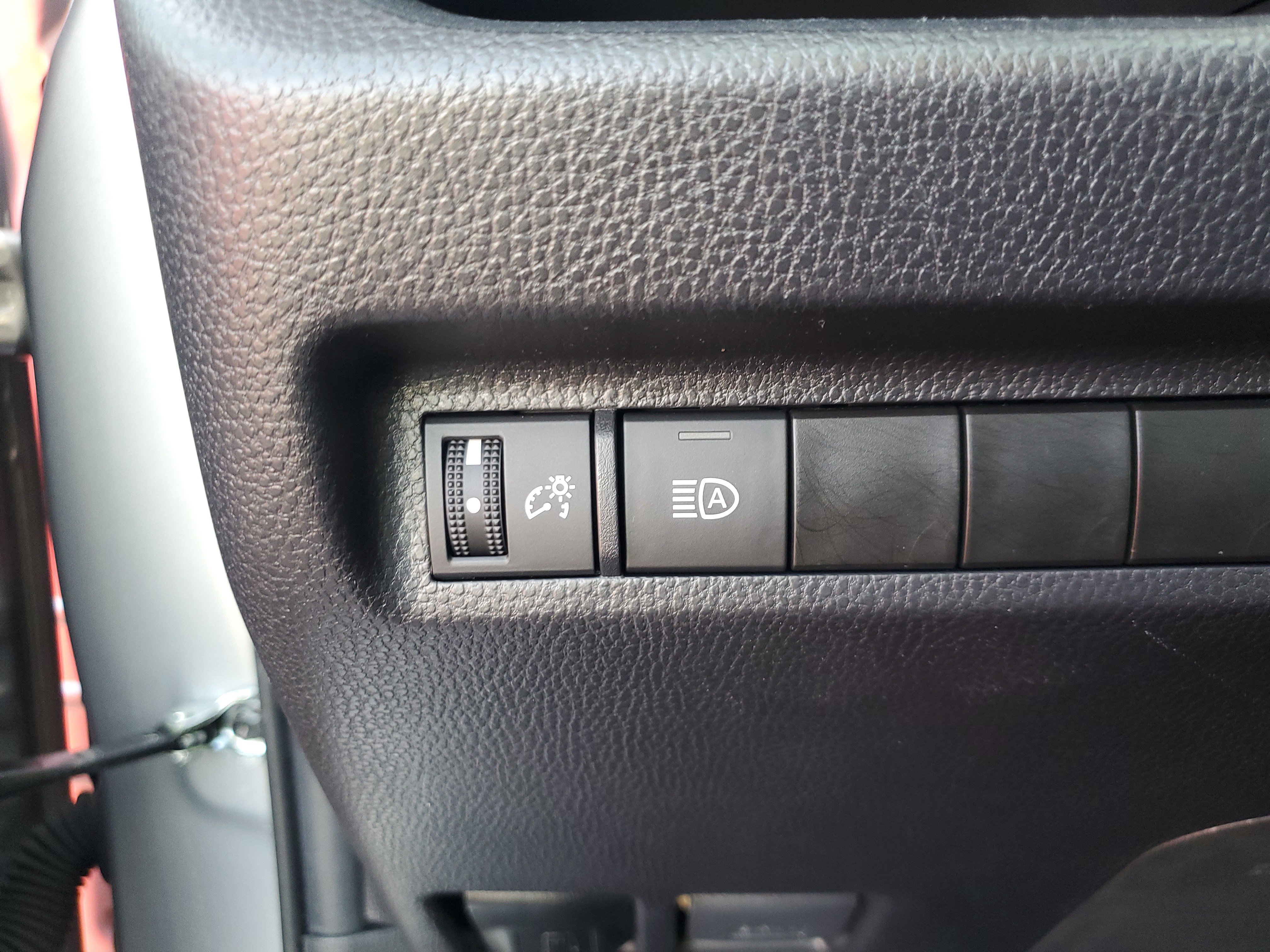 Used 2024 Toyota RAV4 XLE Premium image 29