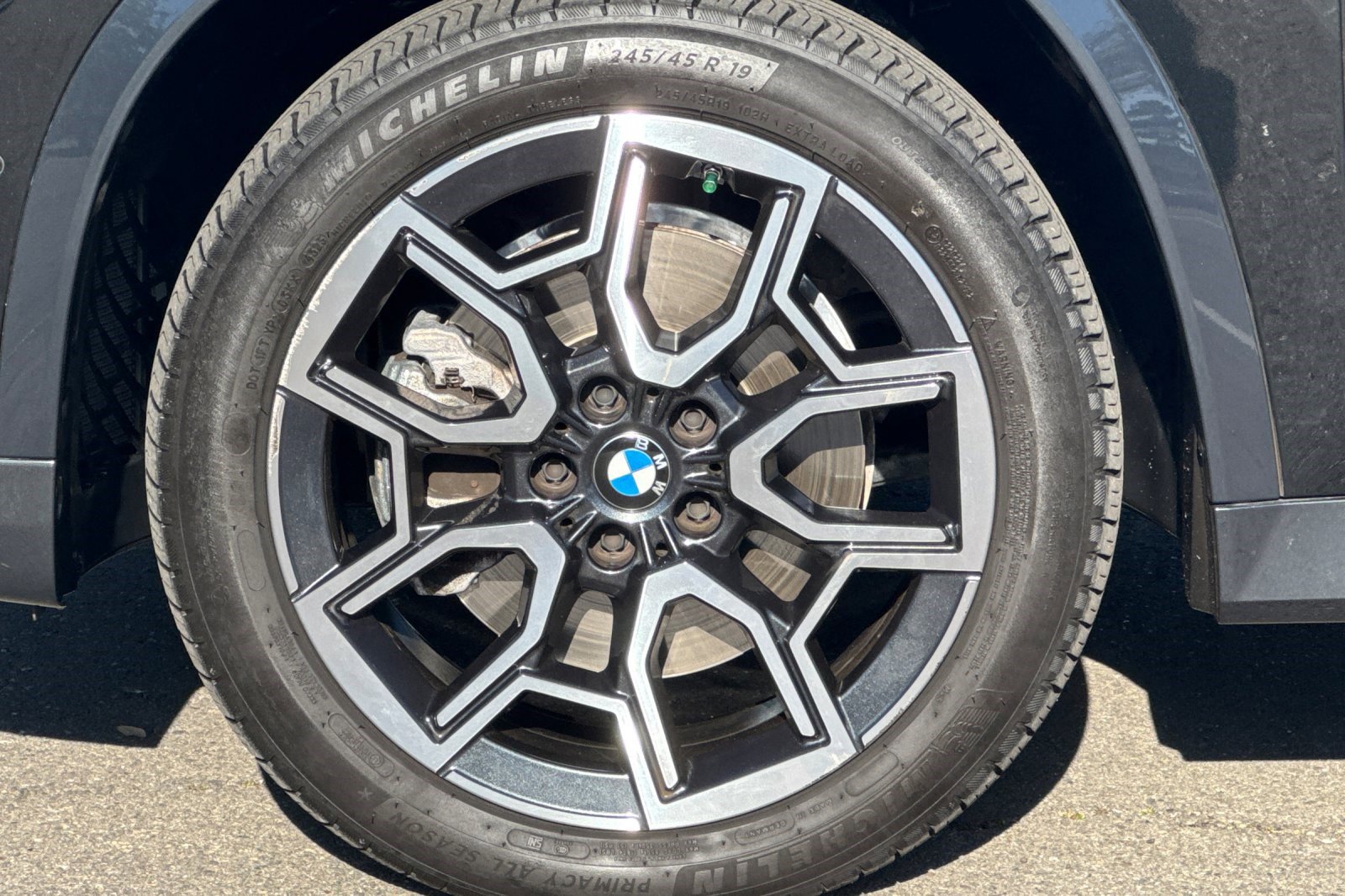 Certified 2024 BMW X1 xDrive28i w/ Premium Package image 39