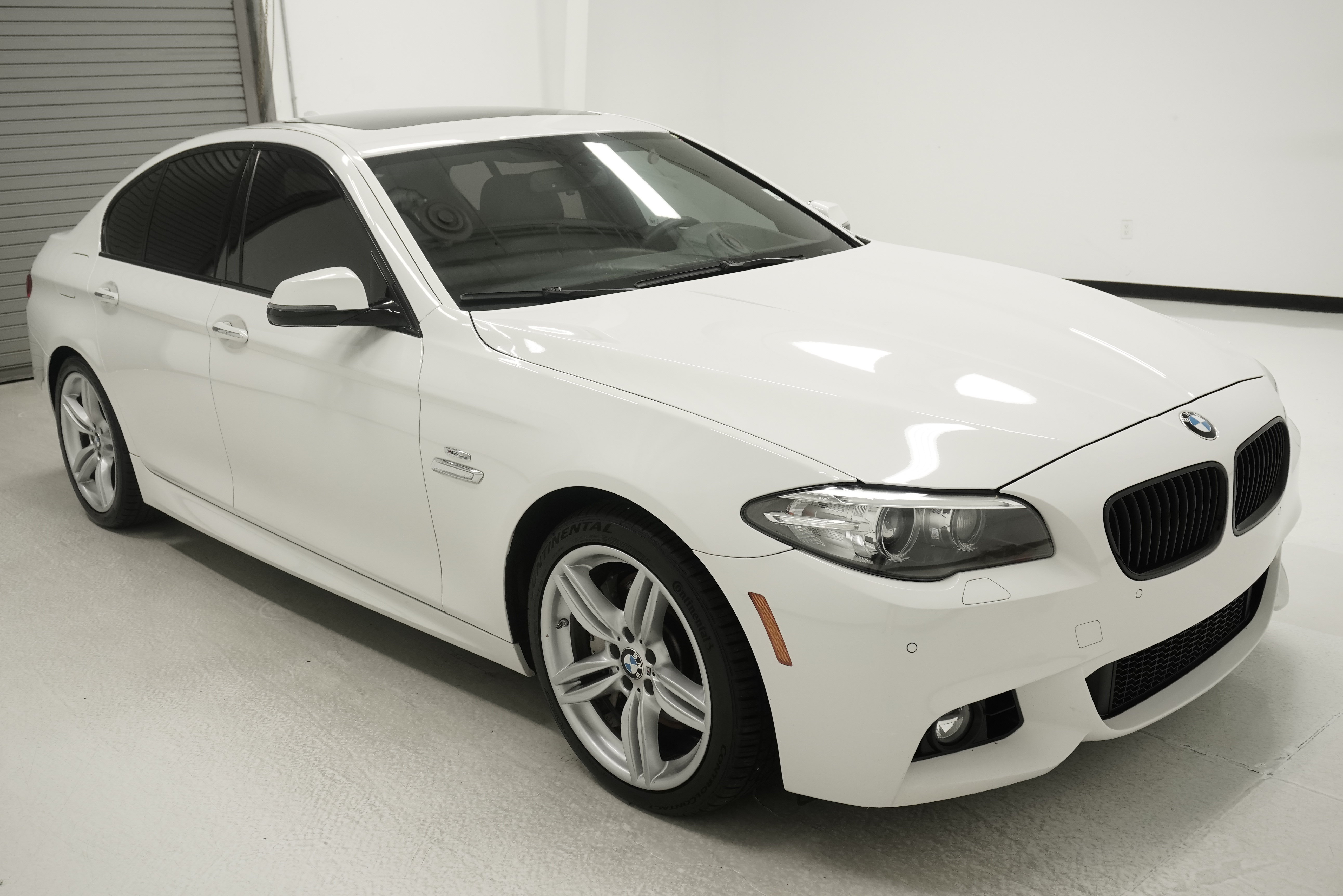 Used 2015 BMW 550i Sedan RWD image 3