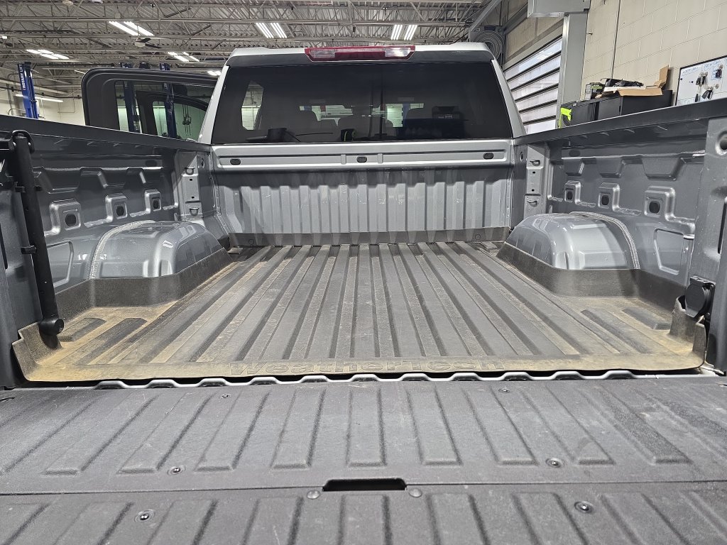 Used 2024 GMC Sierra 1500 SLE AWD/4WD image 13