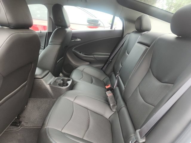 Used 2017 Chevrolet Volt LT w/ Comfort Package FWD image 5