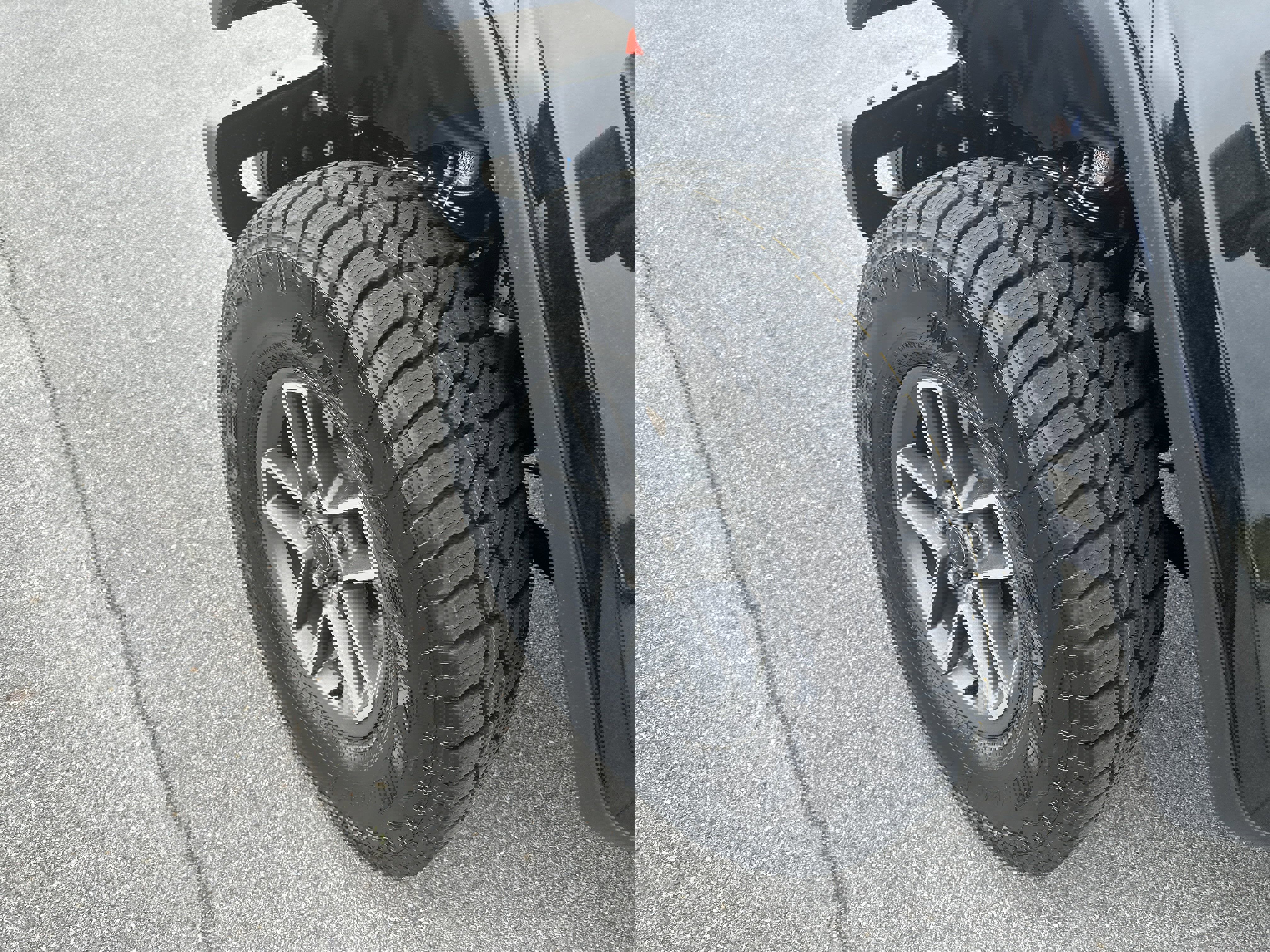 New 2025 Jeep Gladiator Mojave image 11