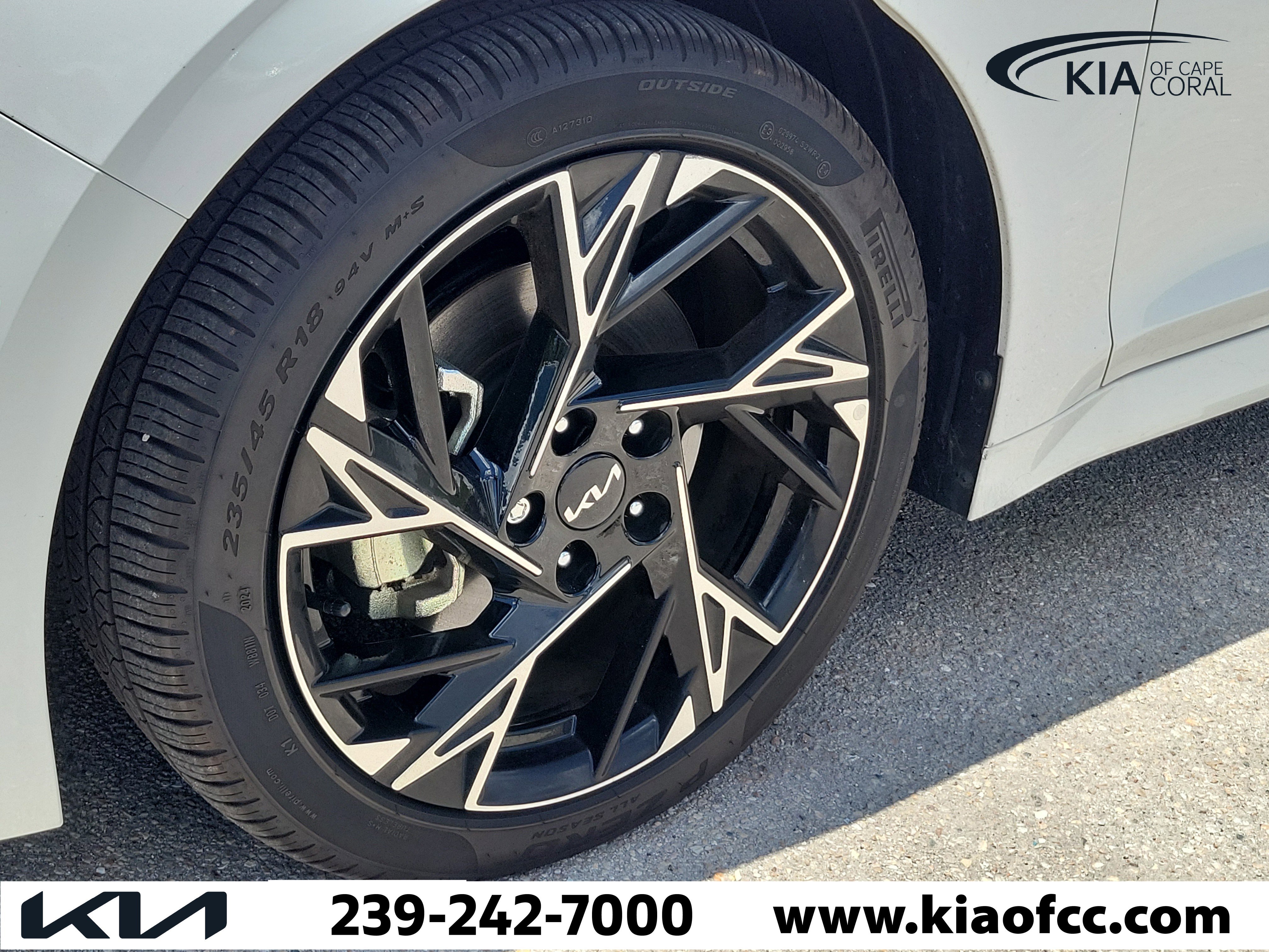 Certified 2025 Kia K5 GT-Line w/ GT-Line Premium Package FWD image 5