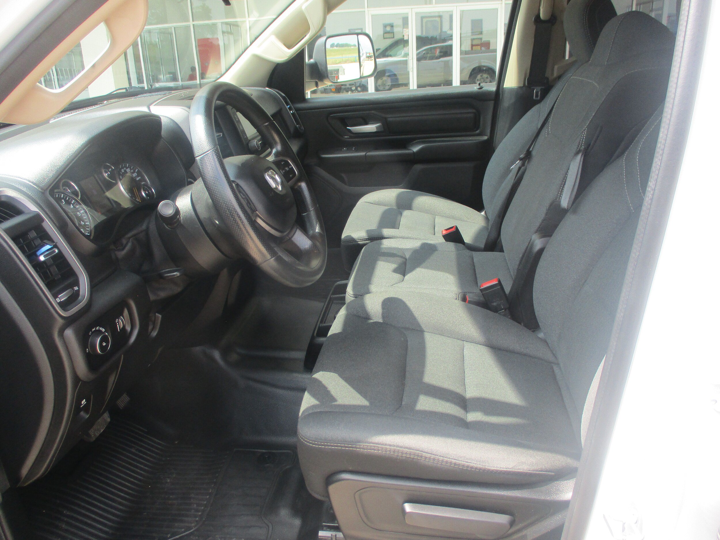 Used 2020 RAM 1500 Tradesman w/ Trailer Tow Group AWD/4WD image 4