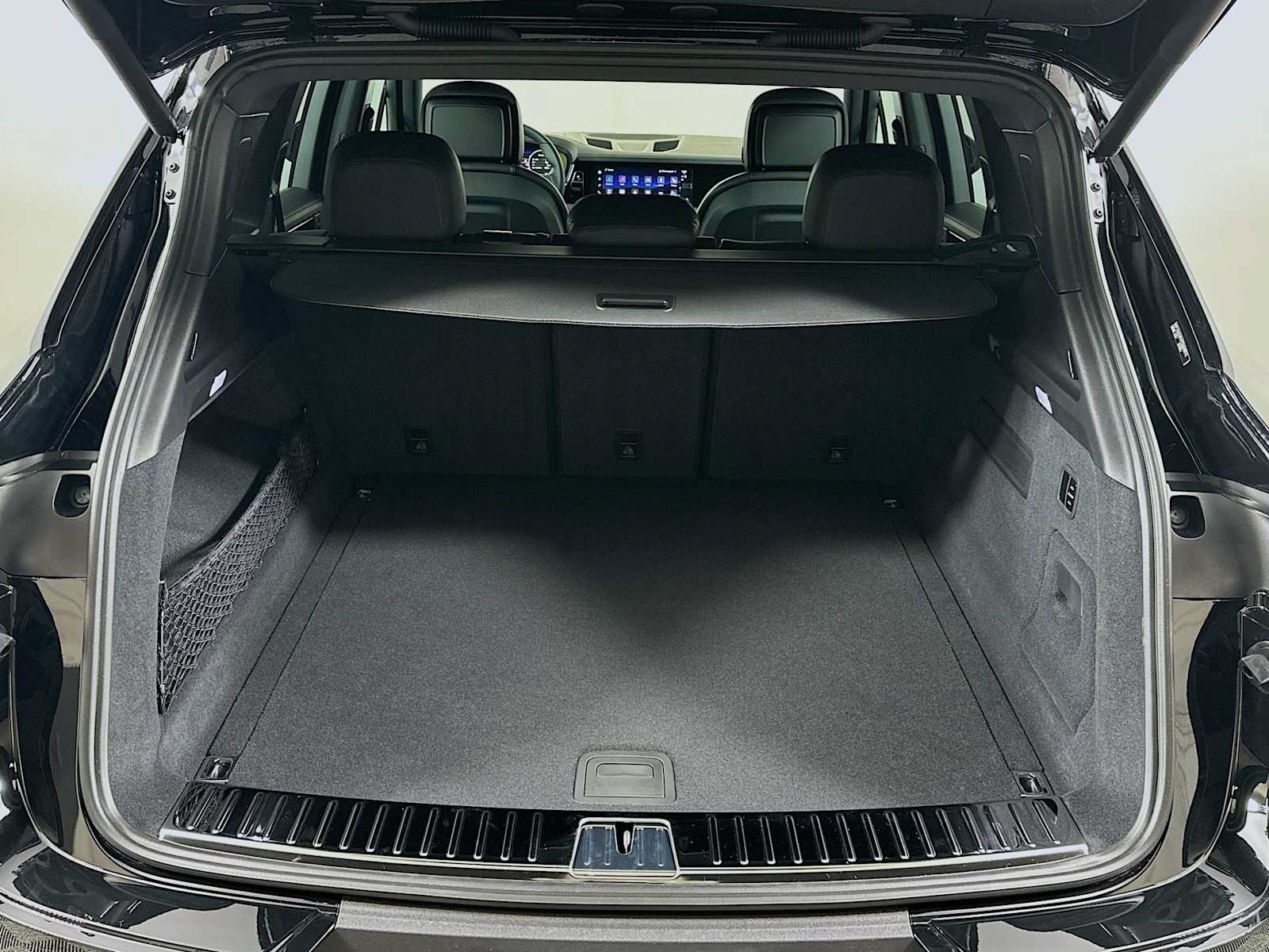 New 2026 Porsche Cayenne AWD/4WD image 26